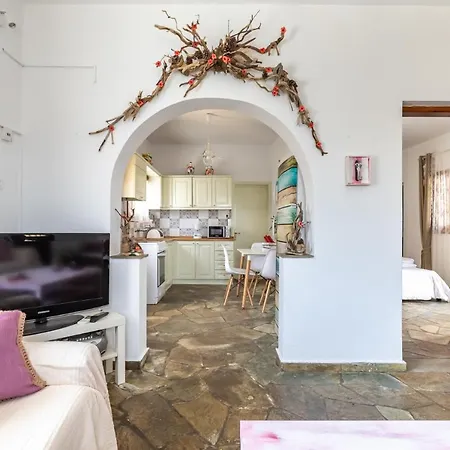 Glyfoneri Apartment *